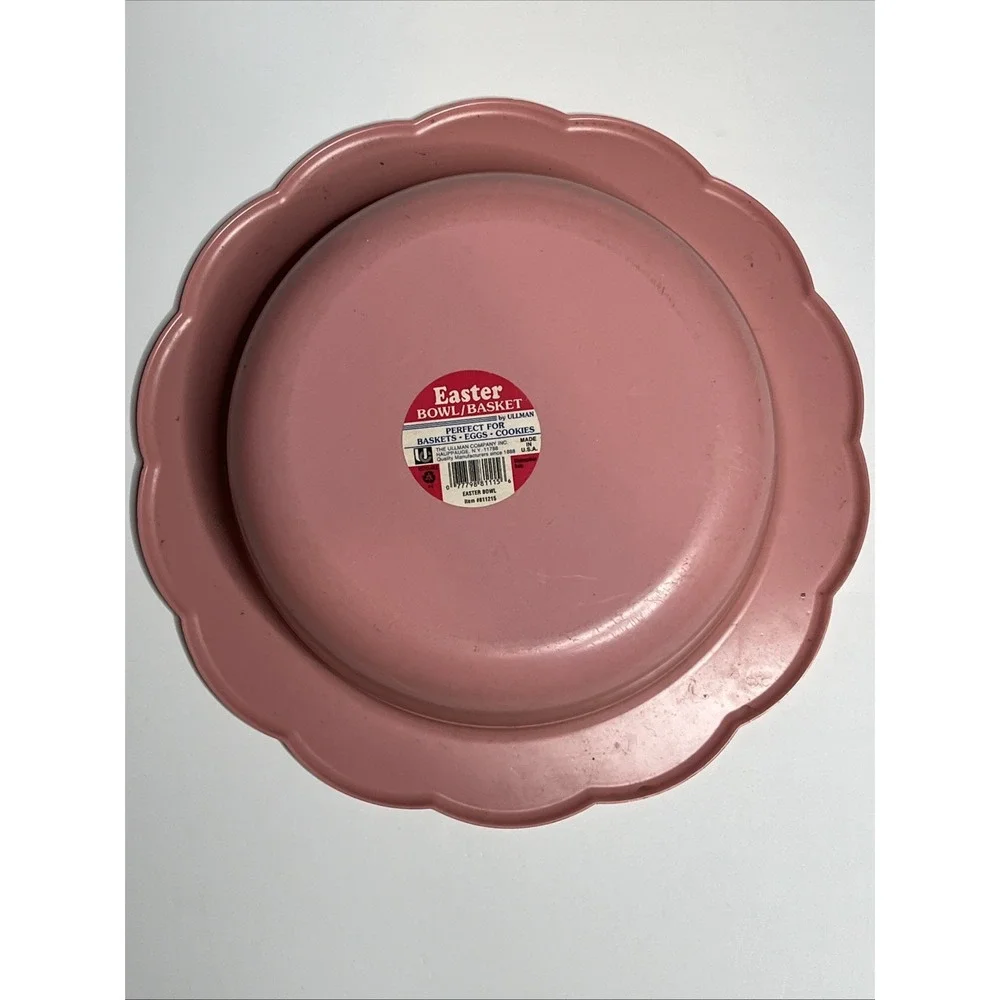 Vintage 1996 Looney Tunes Warner Brothers Happy Easter Plastic Candy Bowl Dish
